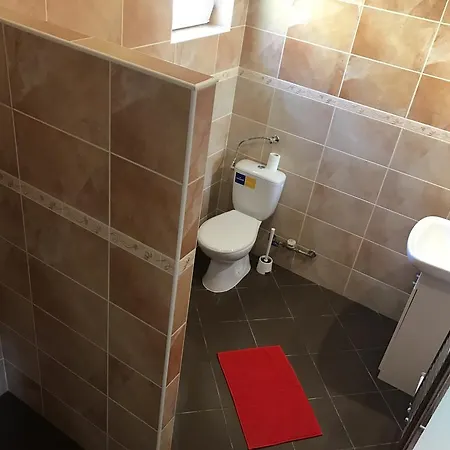 Corner Apartman 1
