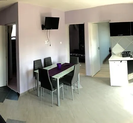 Corner Apartman 1 شيوفوك